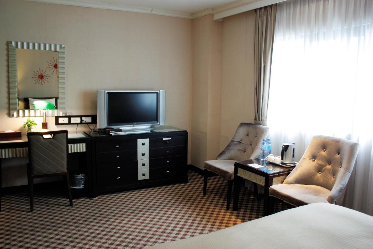 Astar Hotel Taipei Eksteriør bilde